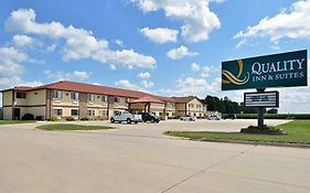 Quality Inn & Suites Grinnell Near University